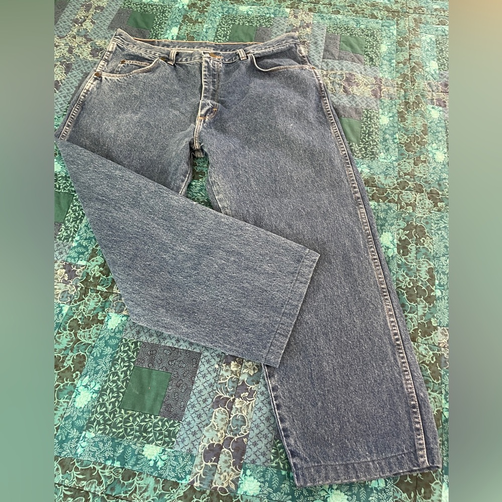 Wrangler Blue Jeans Men's Size 38 x 32